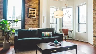 Rustic Apartment #449 in Chicago
